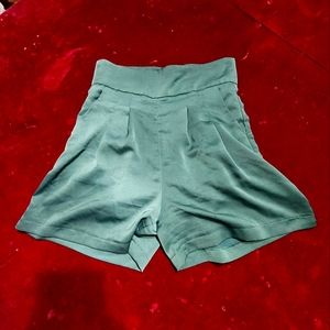 Fashion Nova Forest Green shorts